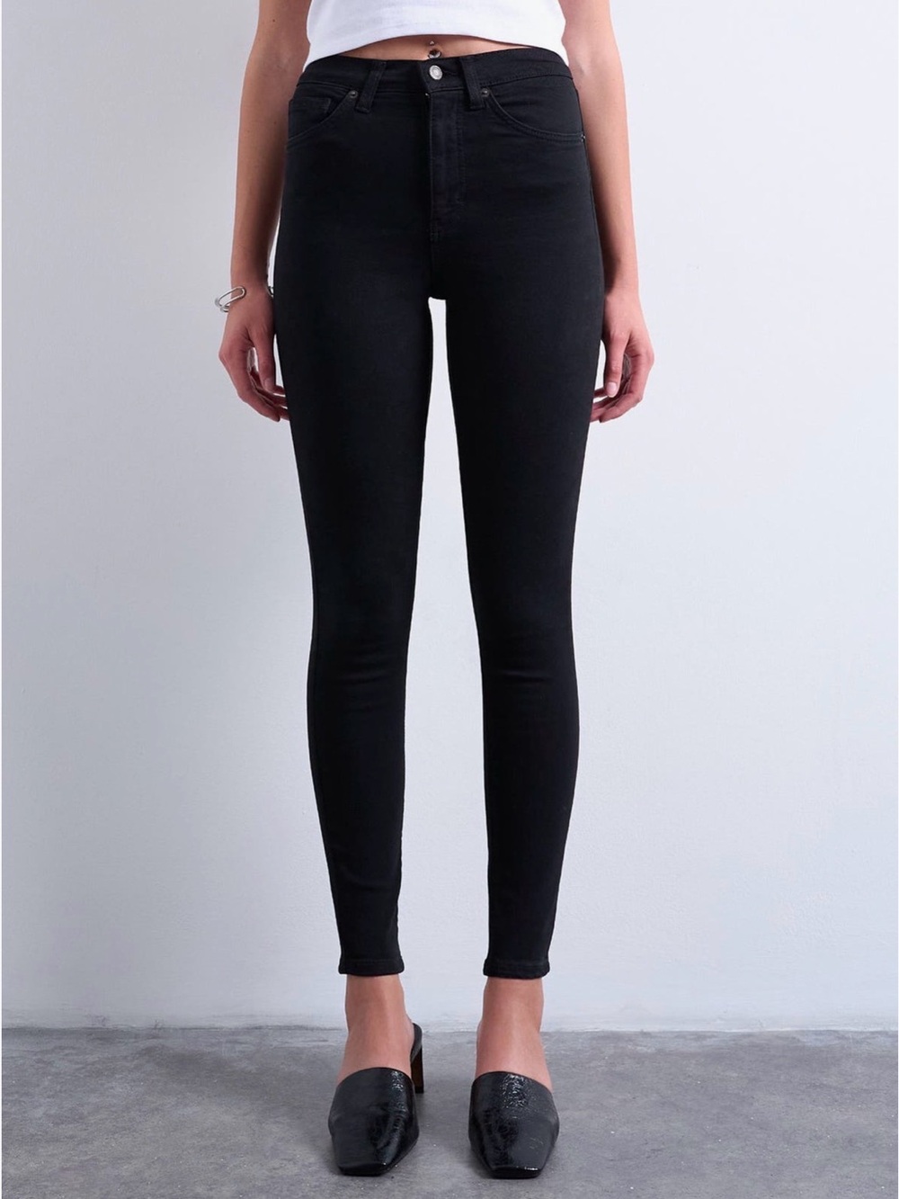 TOPSHOP Jamie High-Rise Black Skinny Jeans